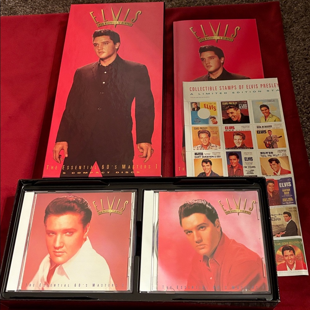 EUC-Like New:Elvis Presley Boxed Set of 5 Music CDs: The Essential 60’s Masters